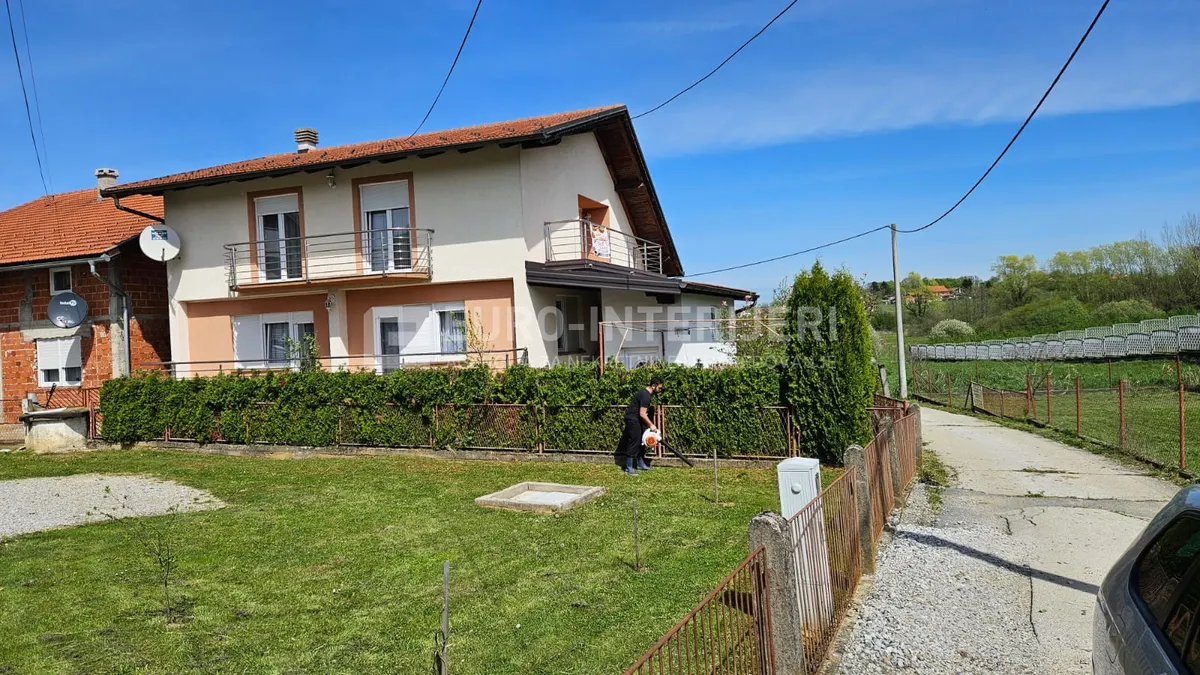 House - Jakovlje, 265m2