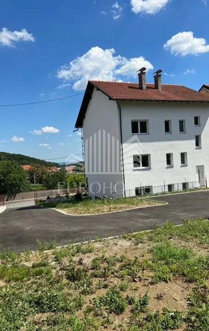 Stan - Podsljeme, 300m2