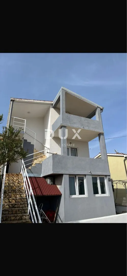 Kuća - Vrsi, 250m2