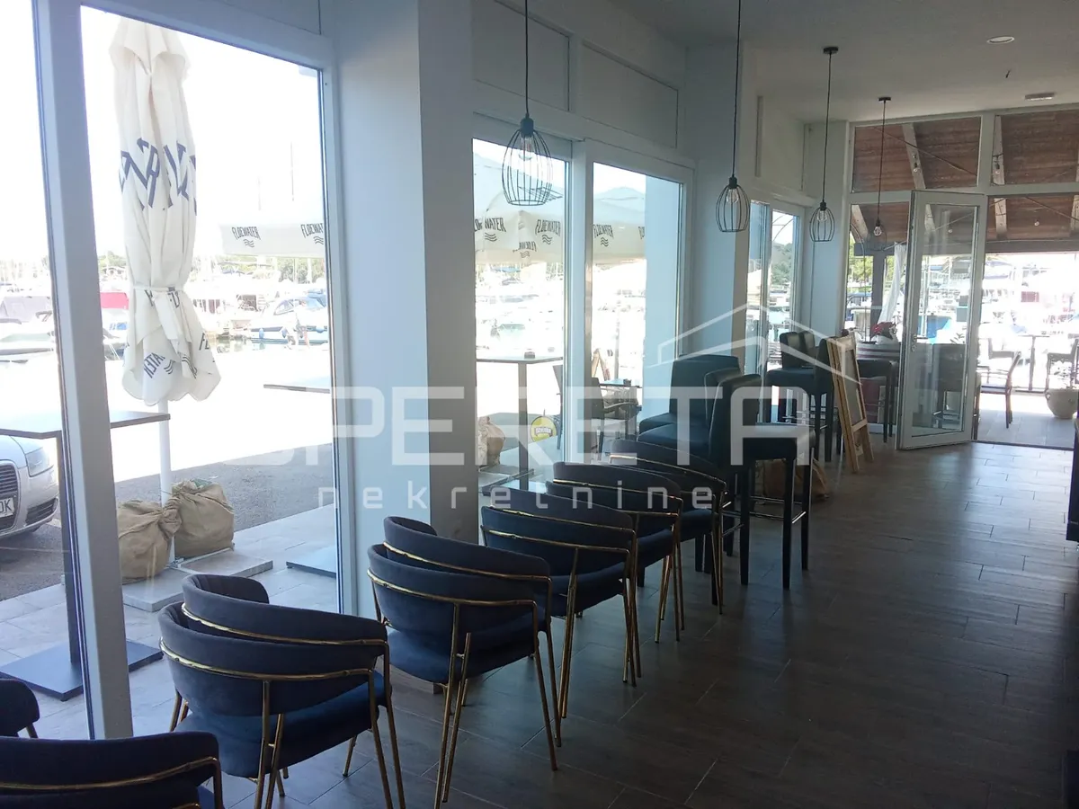 Poslovni Prostor - Poreč, Poreč, Poreč, 200m2