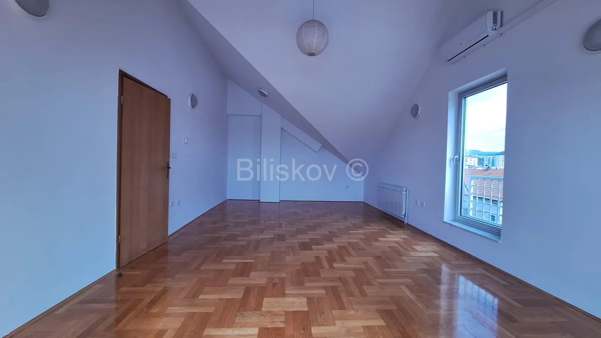 Poslovni Prostor - Ulica Ante Topića Mimare, Malešnica, Zagreb, 110m2