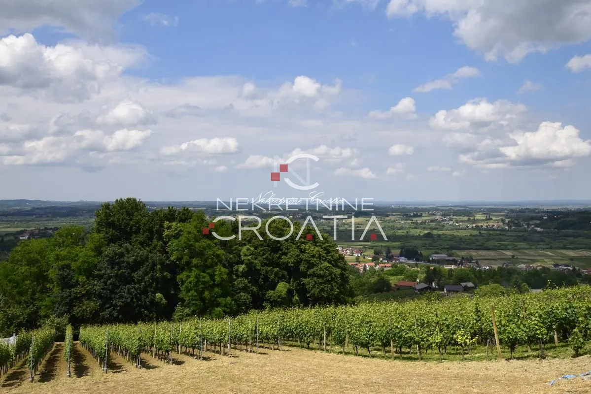 Land - Ivanec, 2041m2