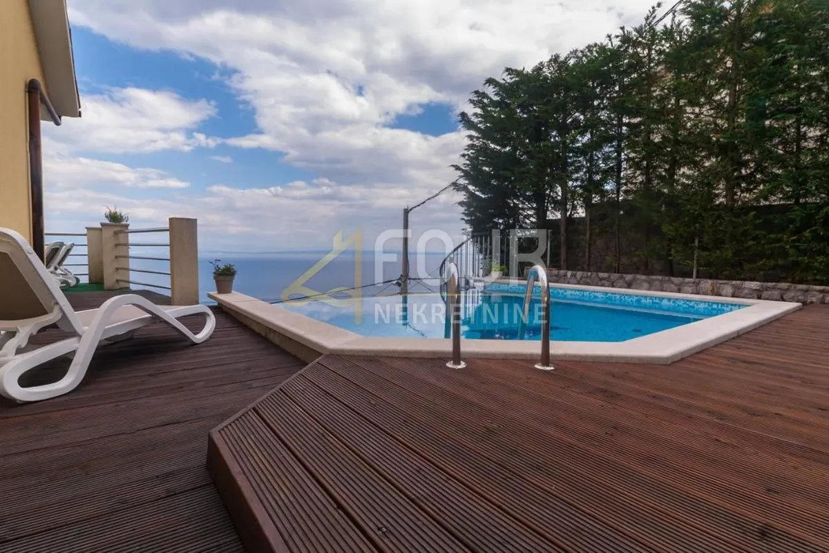 Kuća - Lovran, 300m2