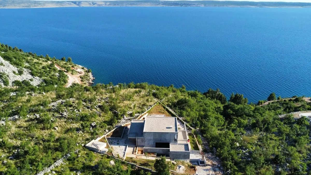 Kuća - Starigrad, 317m2