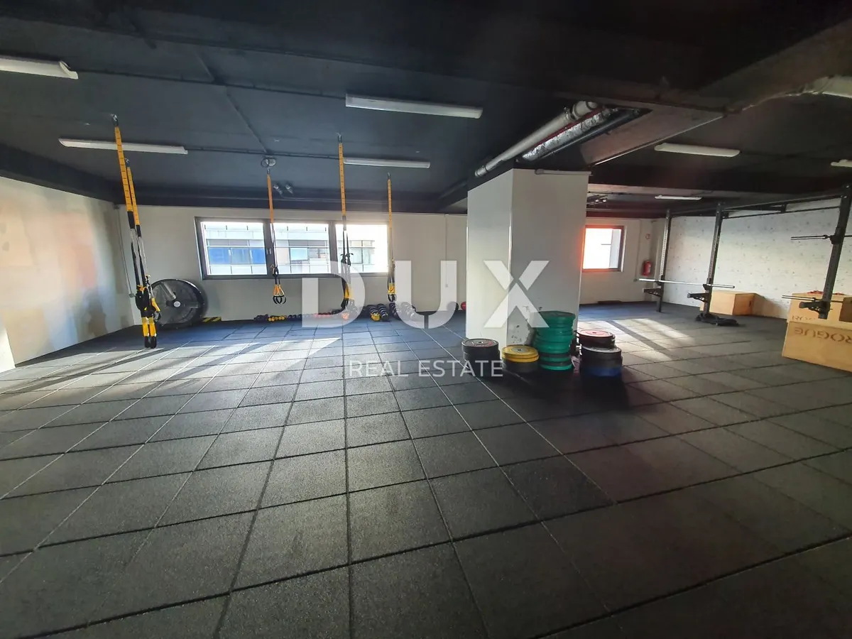 Poslovni Prostor - Rijeka, 370m2