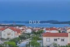 Kuća - Vodice, 290m2