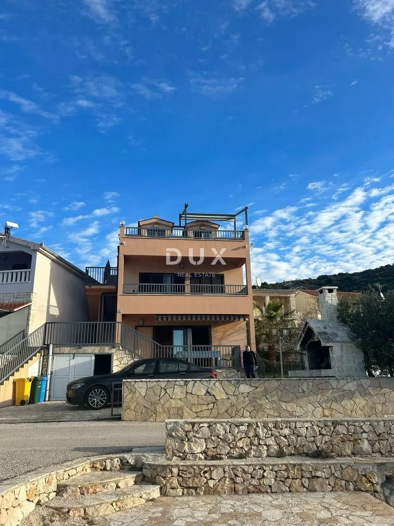 House - Rogoznica, 400m2