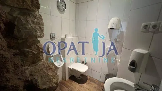 Poslovni Prostor - Crikvenica, 85m2