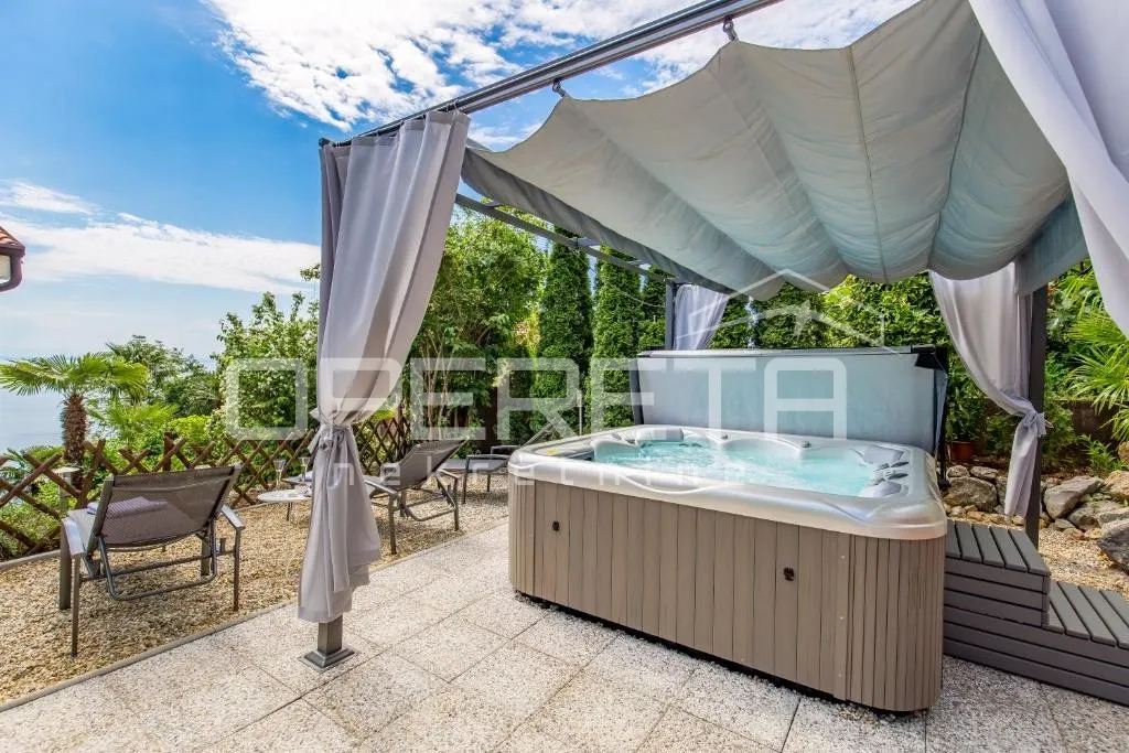 Apartment - Opatija, Opatija, Opatija, 222m2