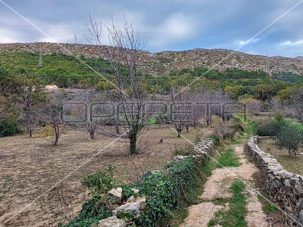Zemljište - Plužine, Naklice, Omiš, Omiš, 332m2