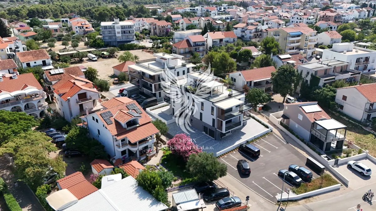 Poslovni Prostor - Vodice, 92.61m2