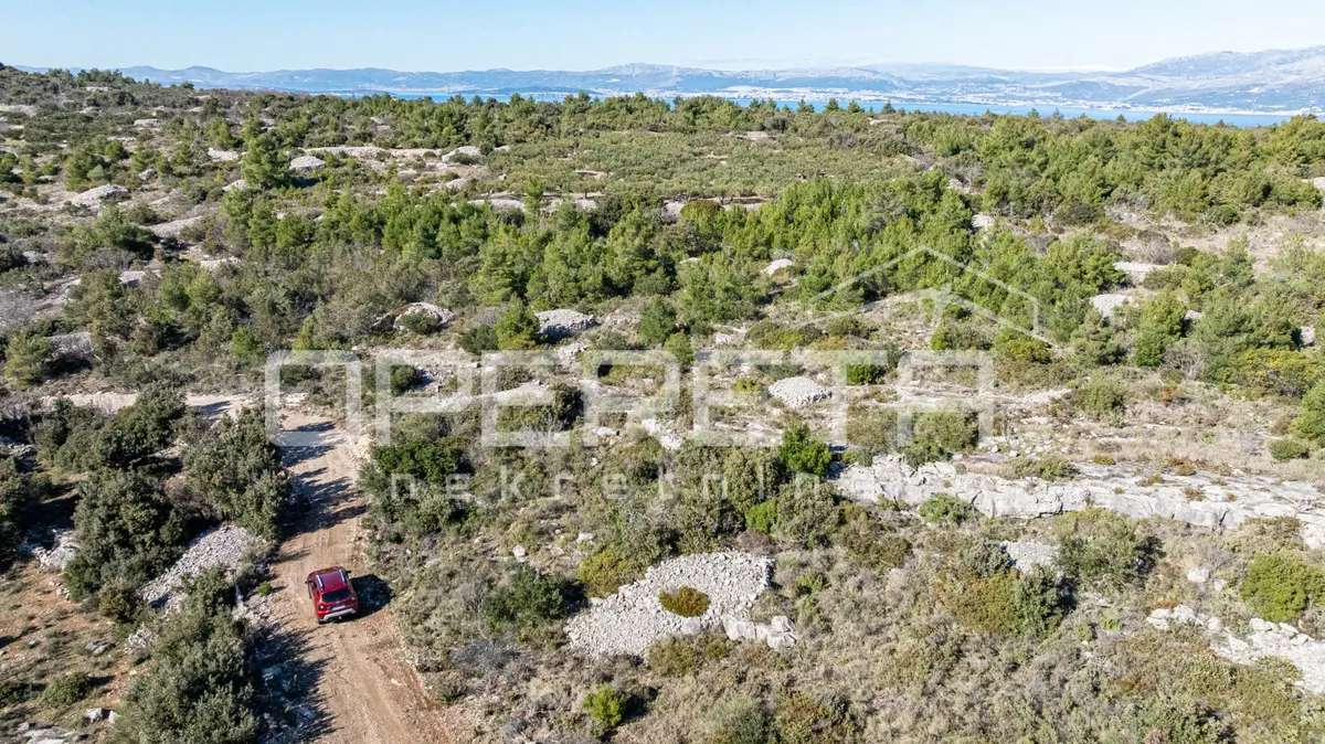 Zemljište - Donji Humac, Brač, Supetar, 4112m2