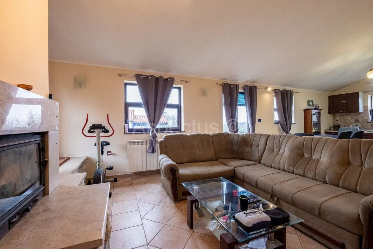 House - Marčana, 251m2