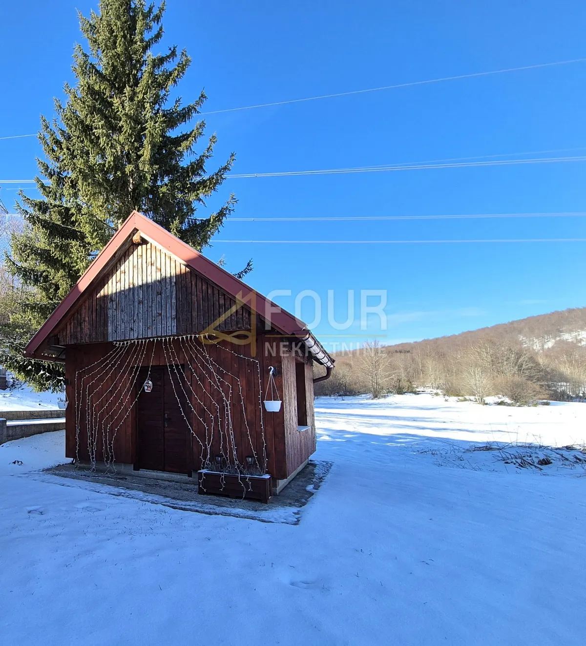 Kuća - Ravna Gora, 218m2