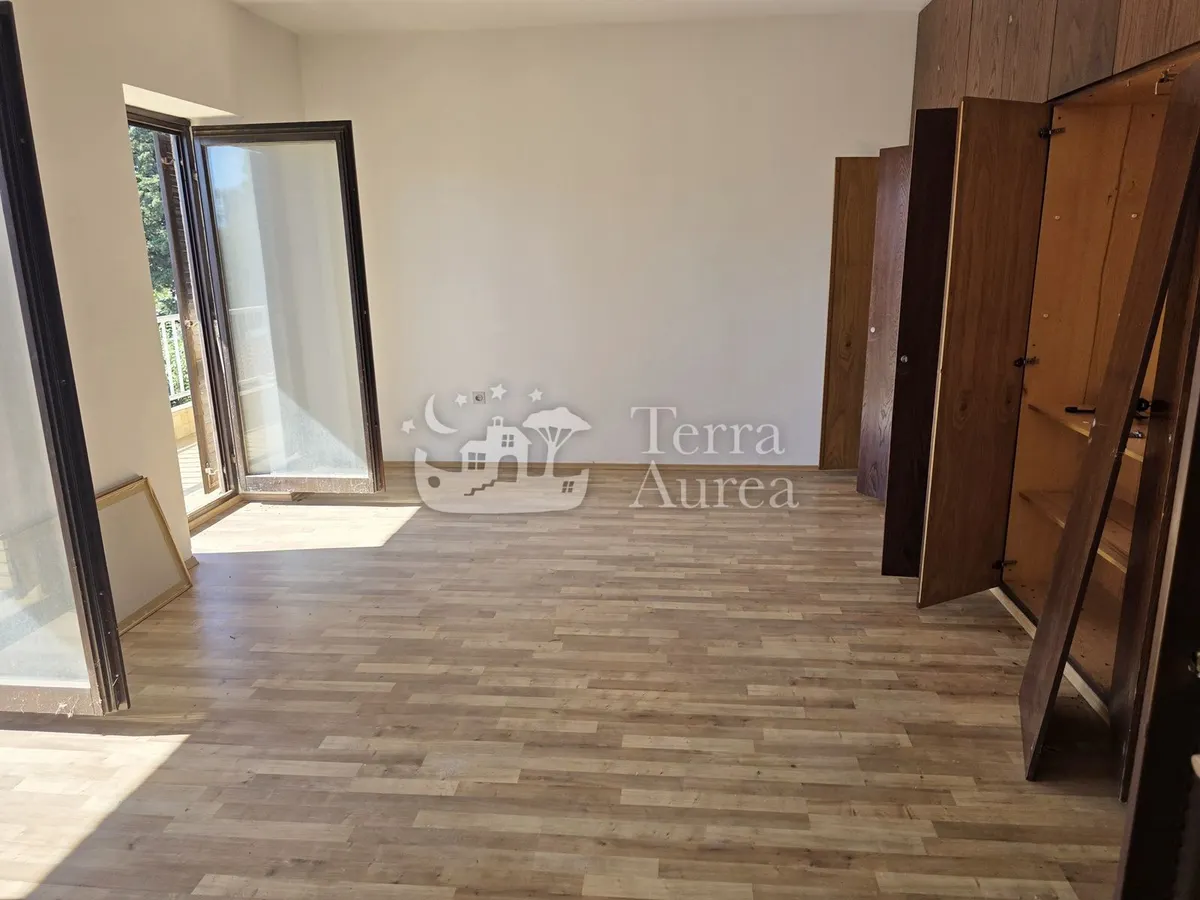 Commercial Space - Krk, 150m2