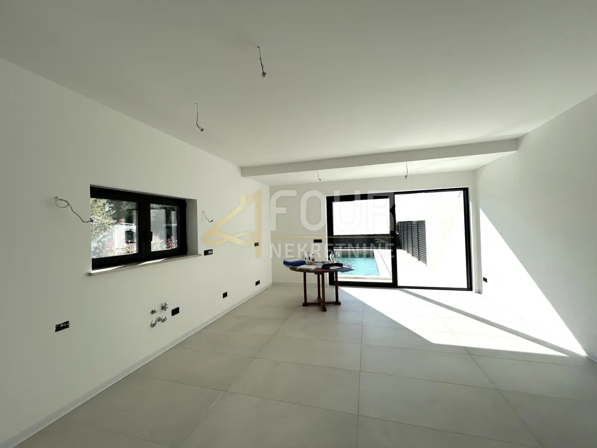 Stan - Poreč, 200m2