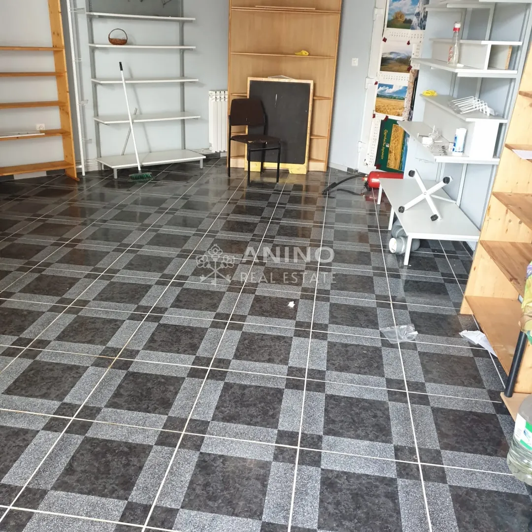 Poslovni Prostor - Oroslavje, 45m2