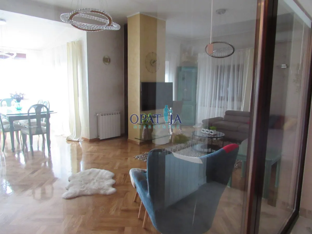 Stan - Opatija - Okolica, 130m2