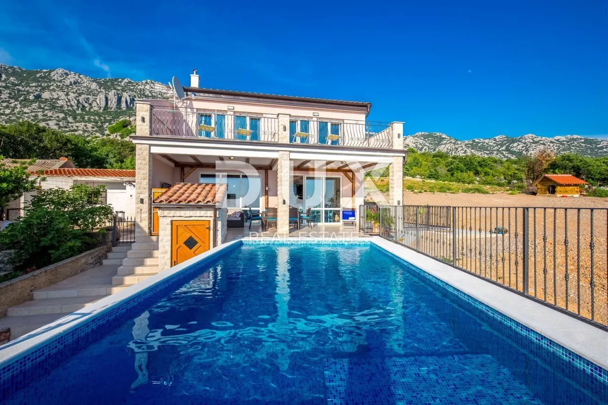 Kuća - Senj, 260m2