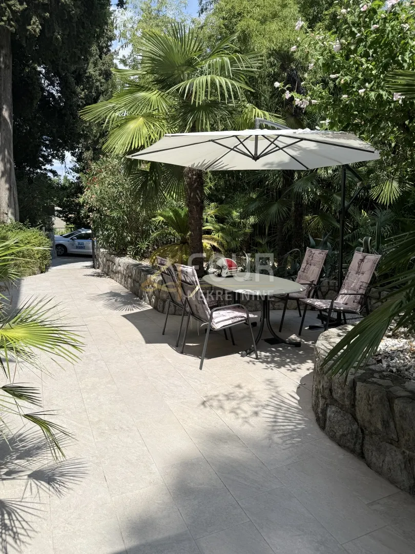 Poslovni Prostor - Opatija, 87m2