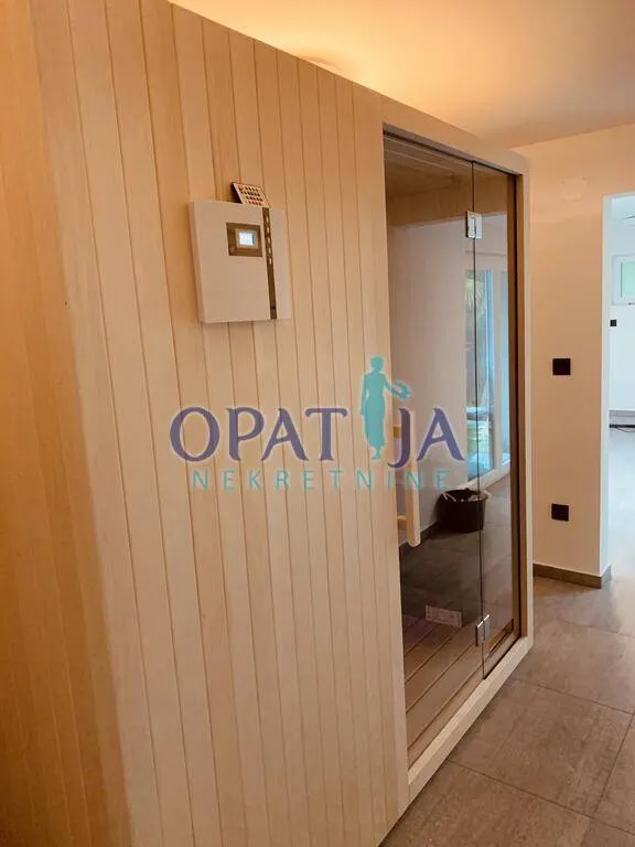 Kuća - Opatija, 250m2