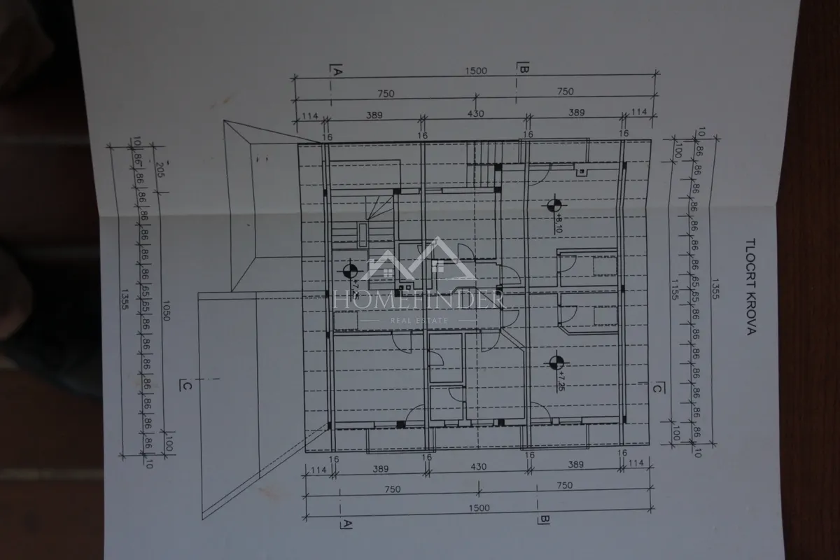 House - Donja Stubica, 450m2
