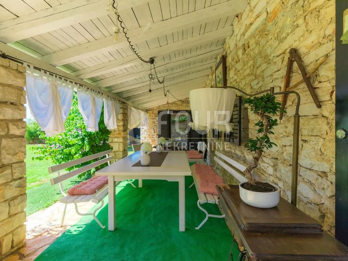 Kuća - Umag, 360m2