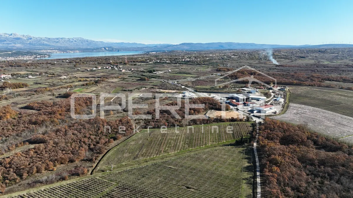 Zemljište - Islam Latinski, Poličnik, Poličnik, 25000m2