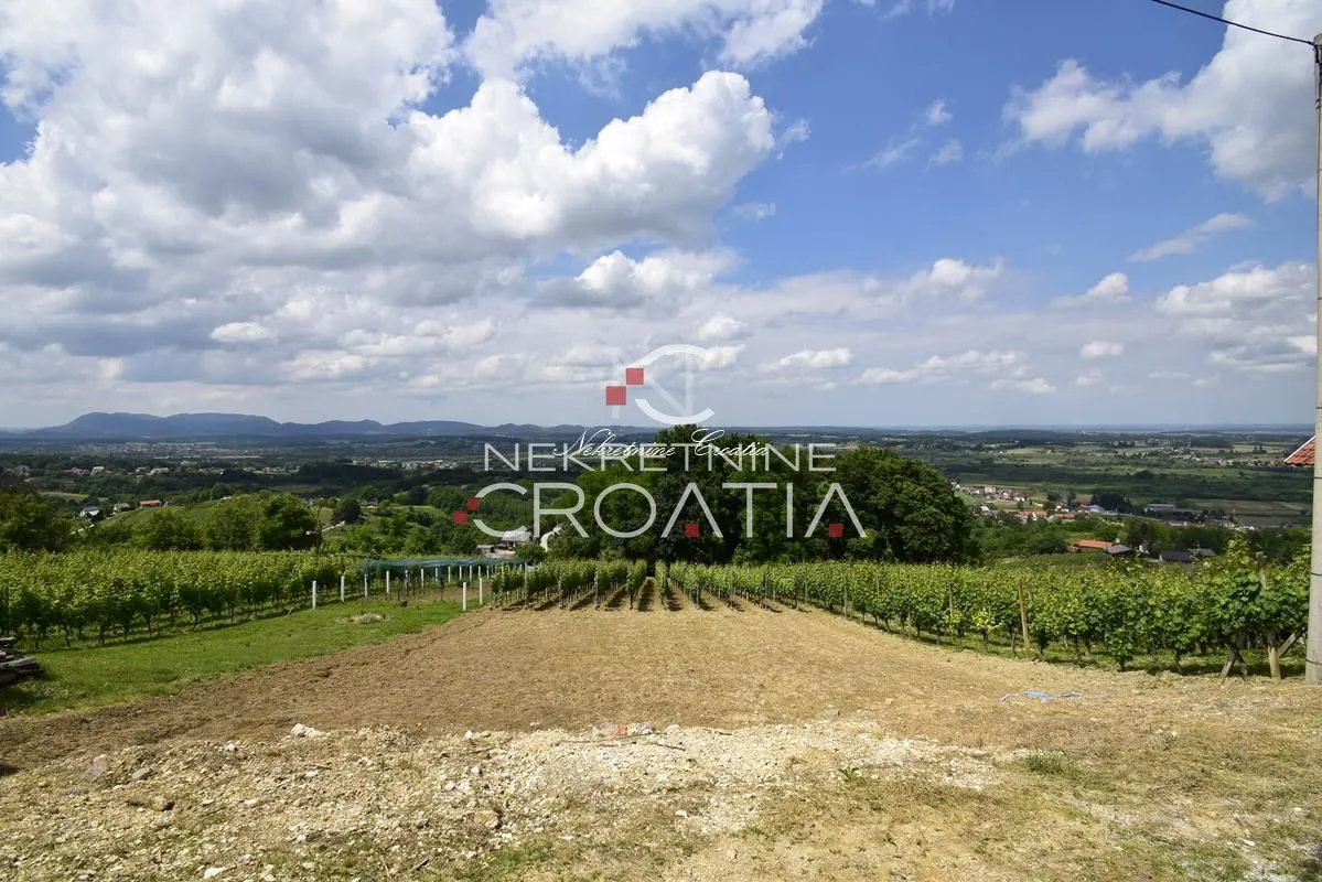 Land - Ivanec, 2041m2
