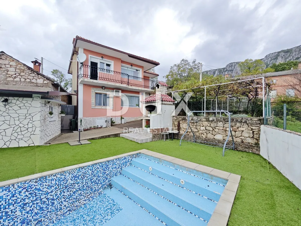 Kuća - Vinodolska Općina, 200m2