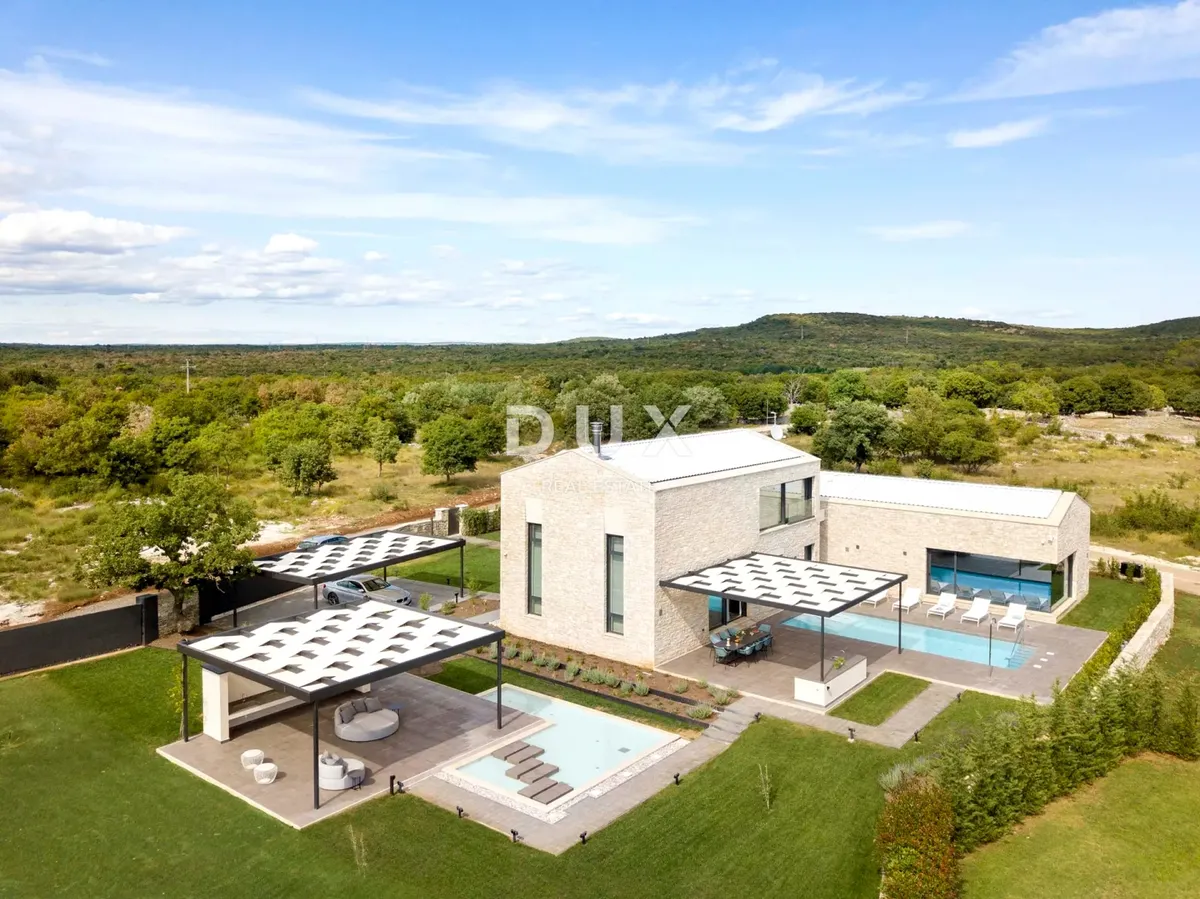 House - Bale, 360m2