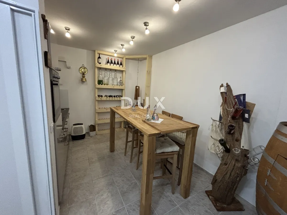 House - Crikvenica, 340m2