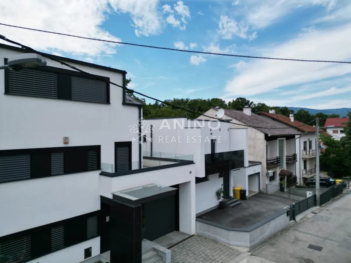 Kuća - Maksimir, 302m2