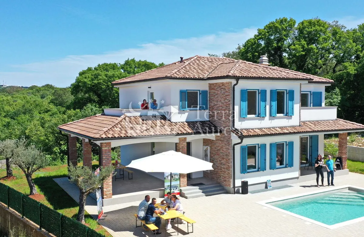 Kuća - Dobrinj, 245m2