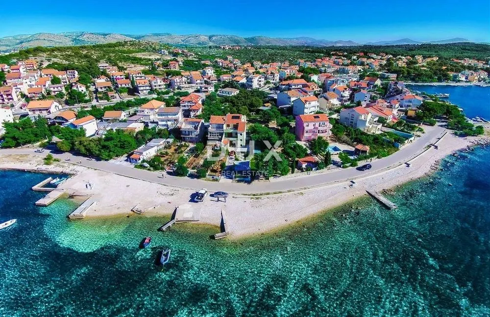 Zemljište - Šibenik - Okolica, 1040m2