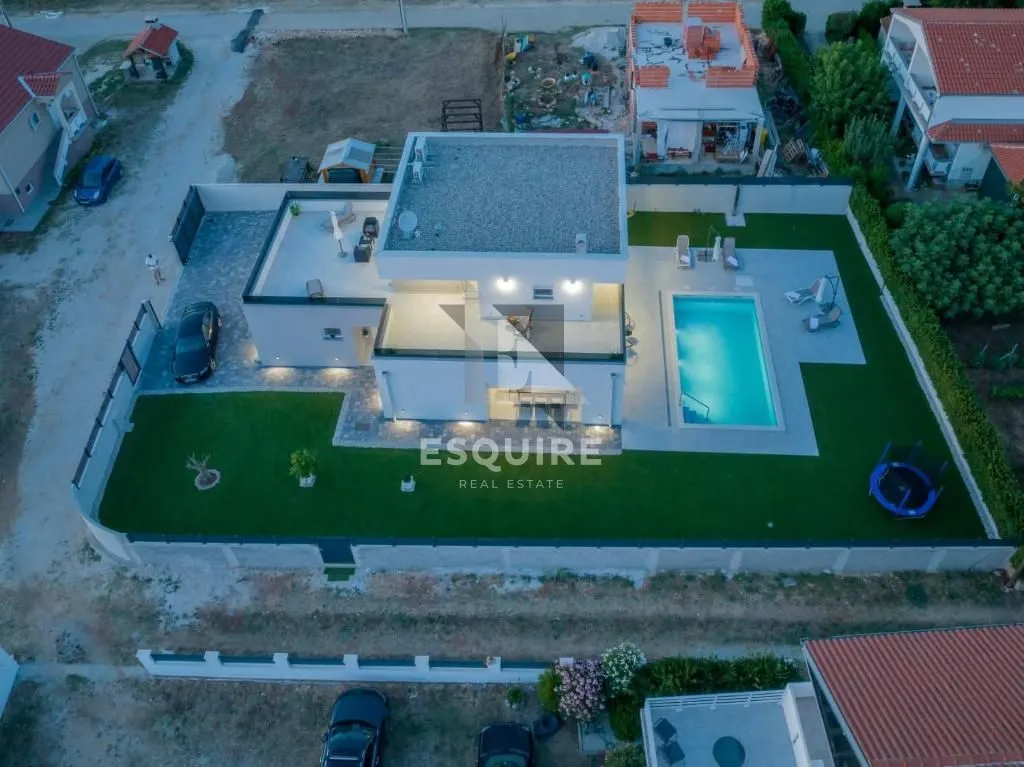 Kuća - Vrsi, 169m2