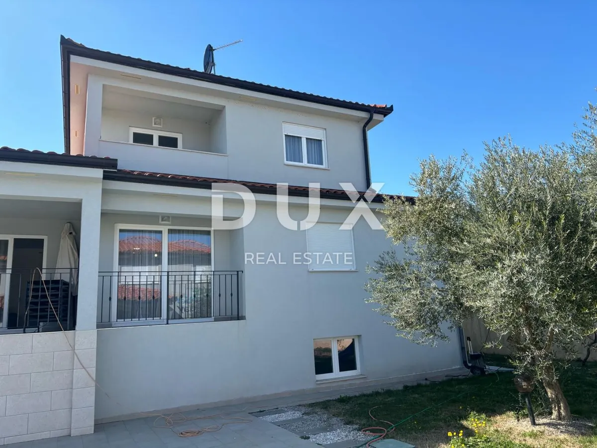 Kuća - Labin, 182m2