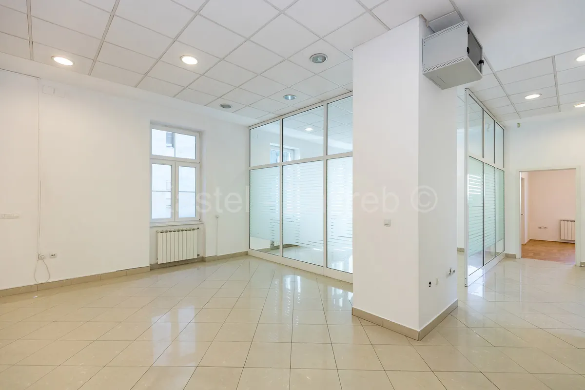 Poslovni Prostor - Zagreb, 123.25m2