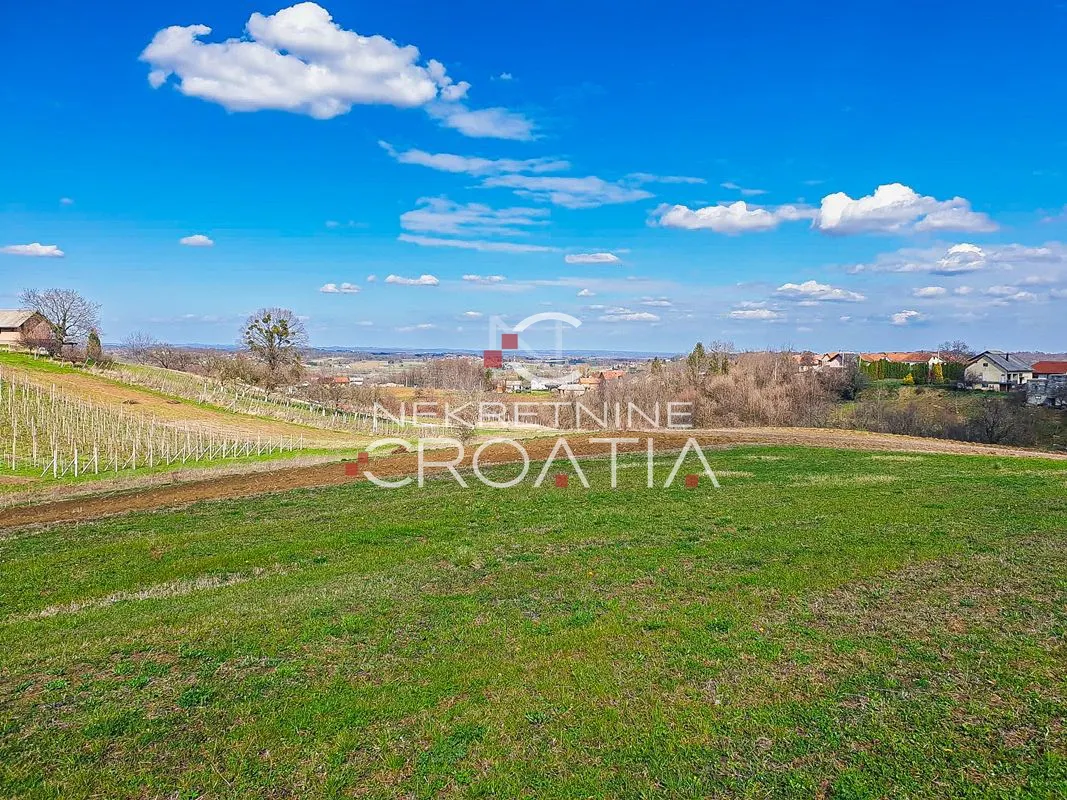Land - Ivanec, 1823m2