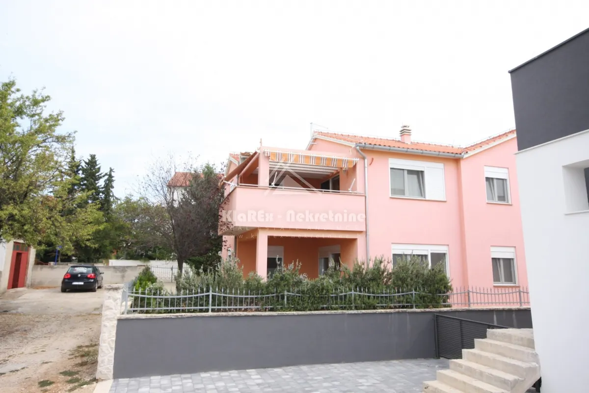 Kuća - Vodice, 245.81m2