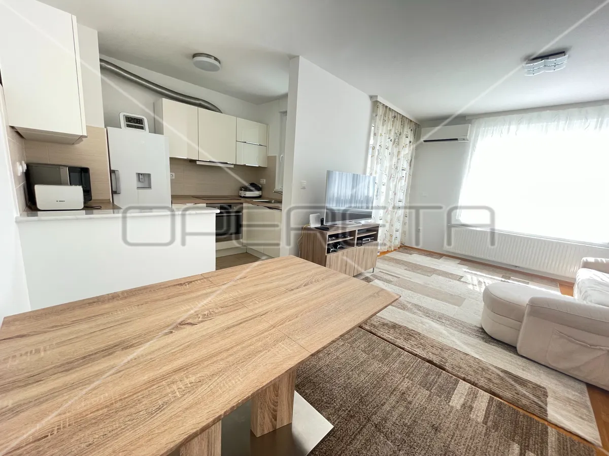 Stan - Višnje Stahuljak, Trešnjevka sjever, Zagreb, 89m2