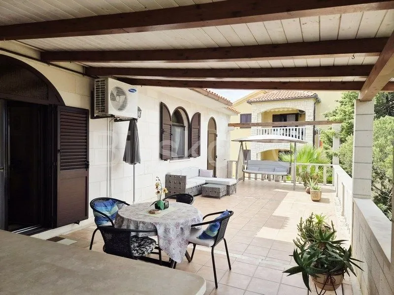 House - Supetar, 223m2