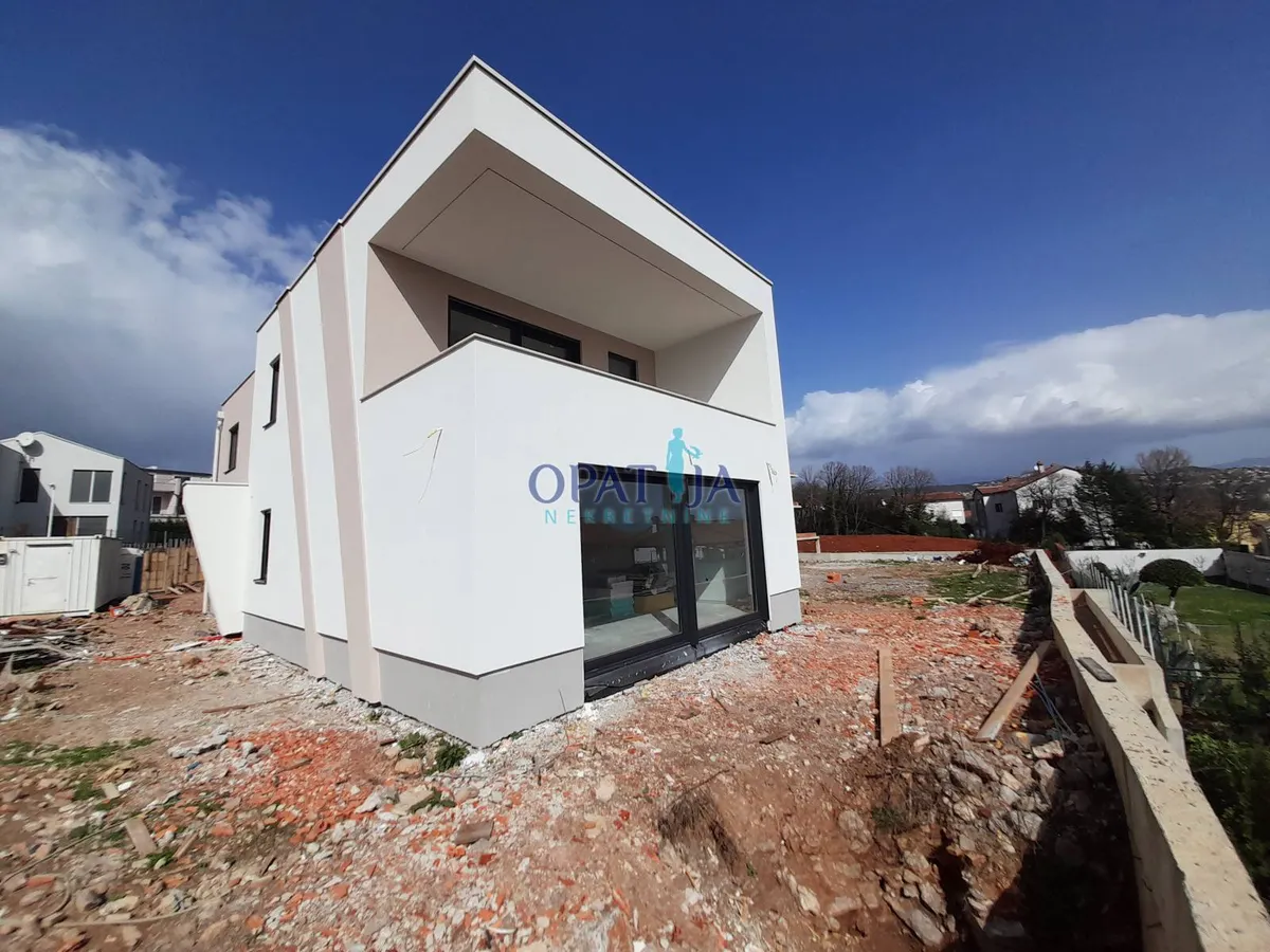 Stan - Opatija - Okolica, 164.63m2
