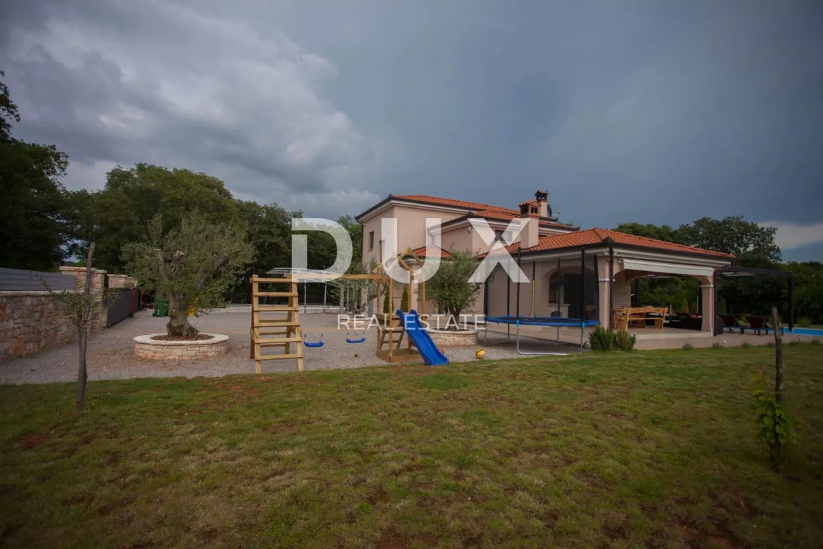 Kuća - Rovinj, 385m2