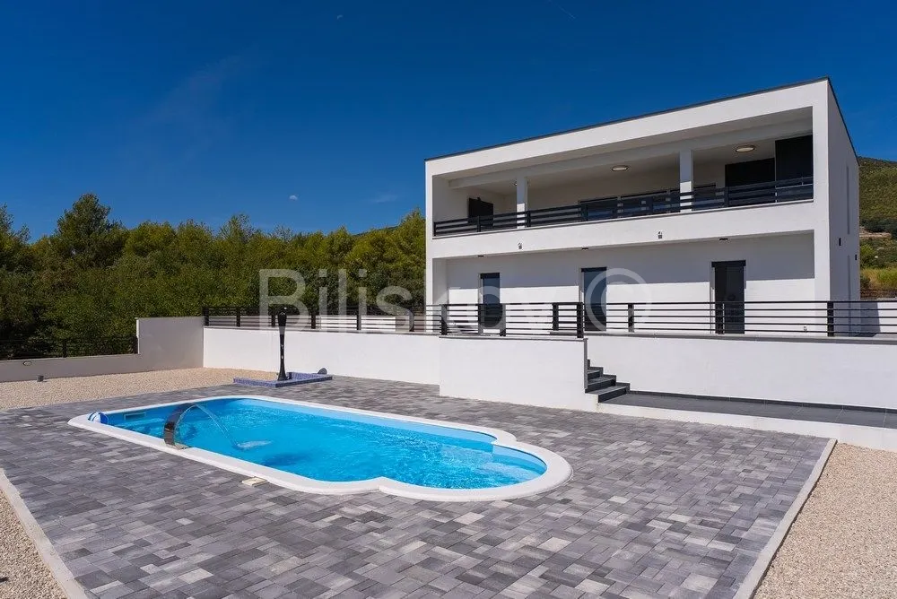 Kuća - Kaštela, 270m2