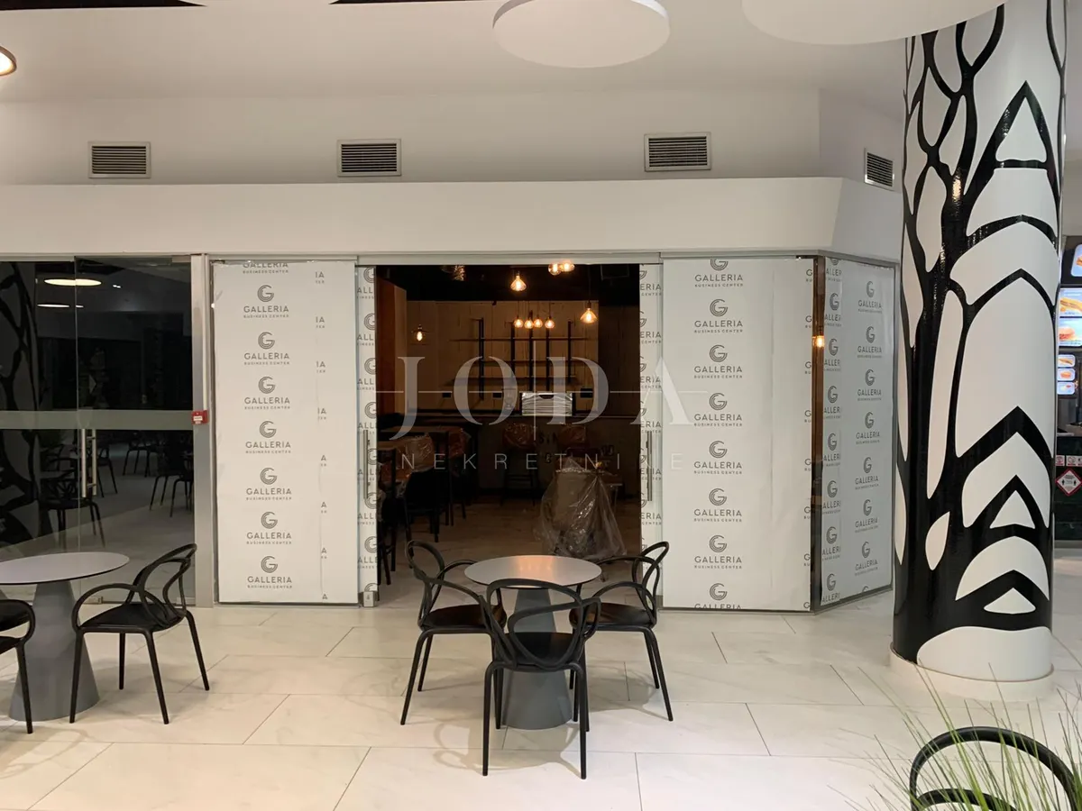 Commercial Space - Donji Grad, 33m2