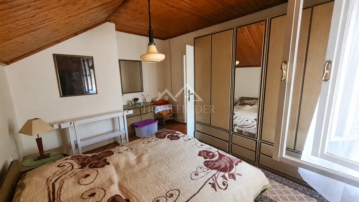 House - Koprivnica, 220m2