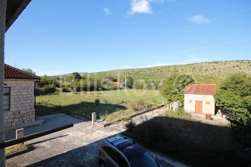 Kuća - Drniš, 264m2