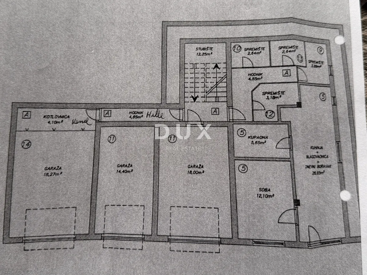 Apartment - Opatija - Okolica, 135m2