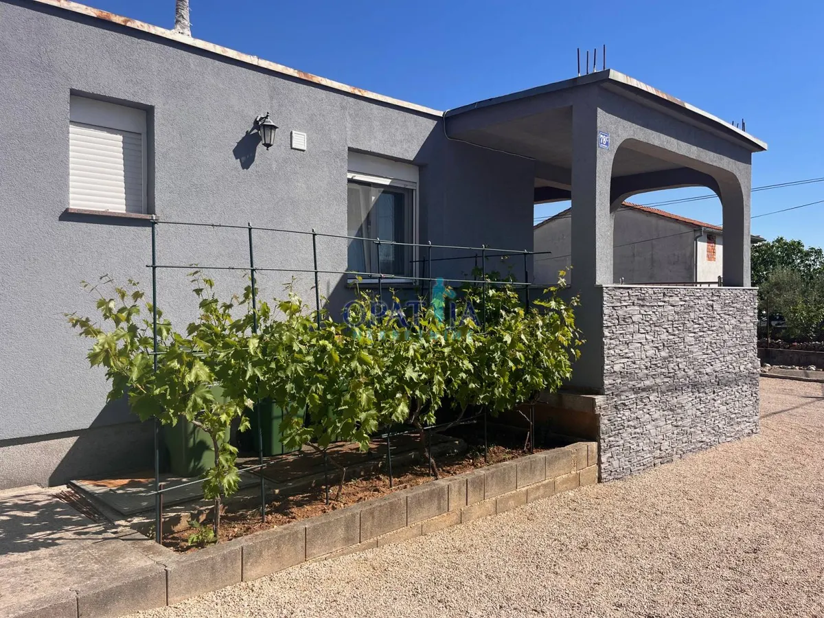 Kuća - Vodice, 169.58m2